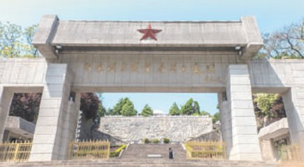中央宣讲团在各地宣讲党的二十大精神