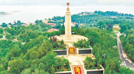 努力为基层医疗卫生事业"绽放"一生