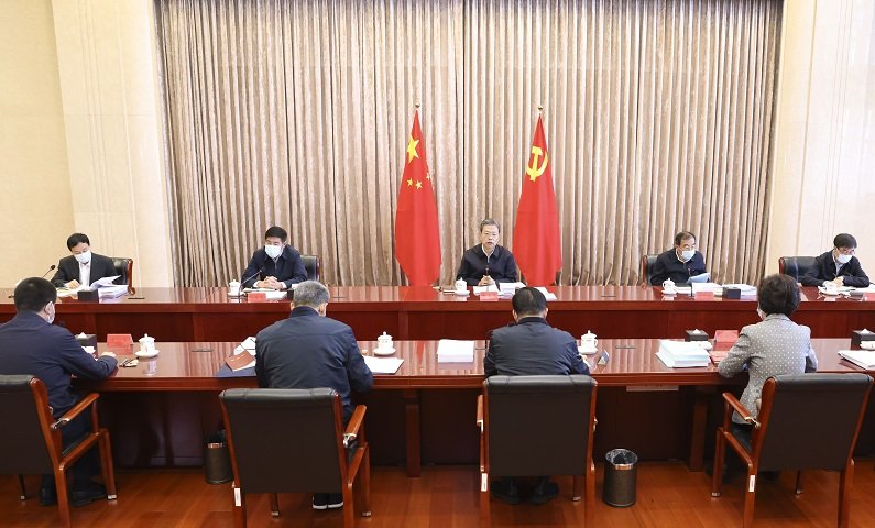 深入研究党领导人民进行革命