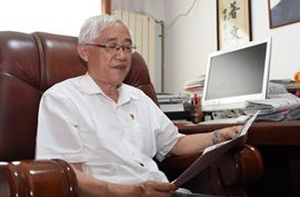 做到信念坚定