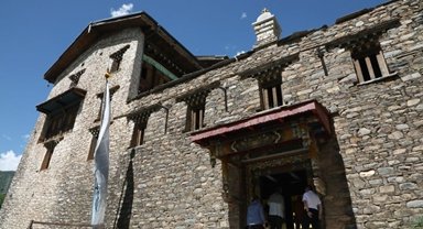 约1200个原本应该彼此隔离的AI智